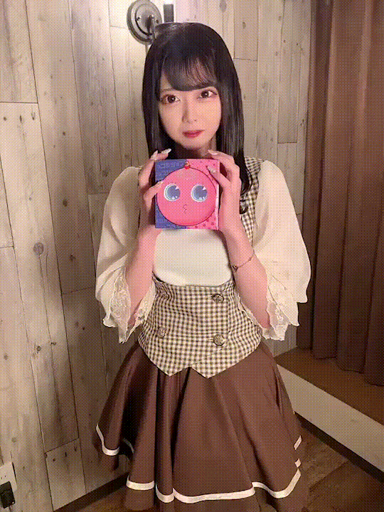 秋葉原 コンカフェ&バー ミラクルキュート かえで