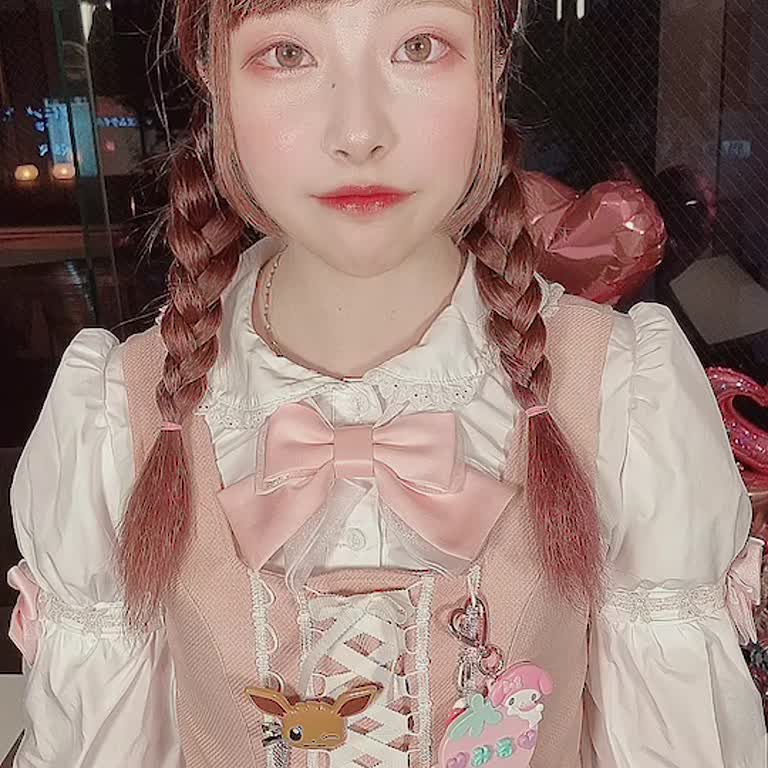 下通り 【昼夜】Oshi＝Oshi（おしおし） みるく店長