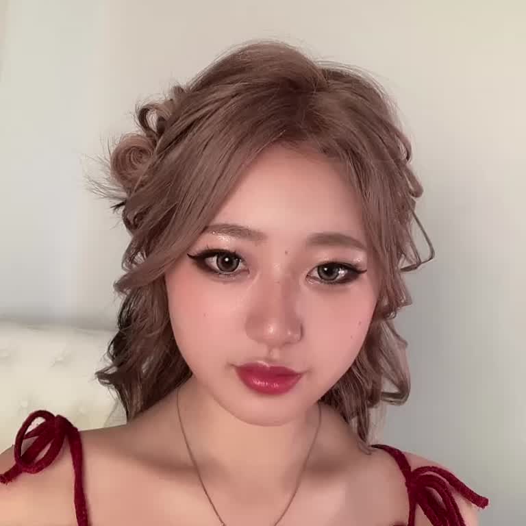 梅田 【昼・夜】lounge Aki（ラウンジアキ） ばら