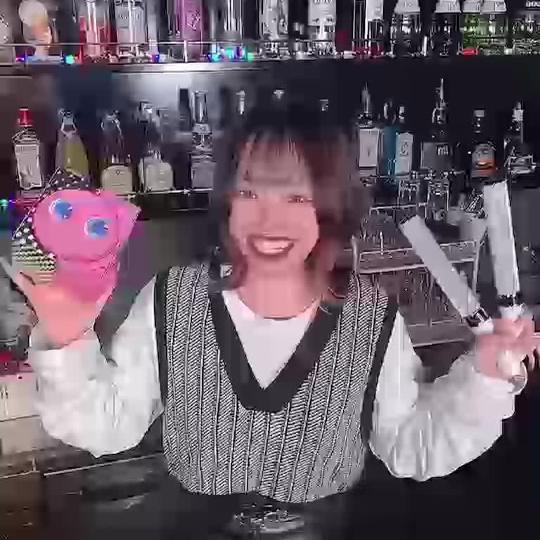 歌舞伎町 Girl's Bar ViVi（ヴィヴィ） えな